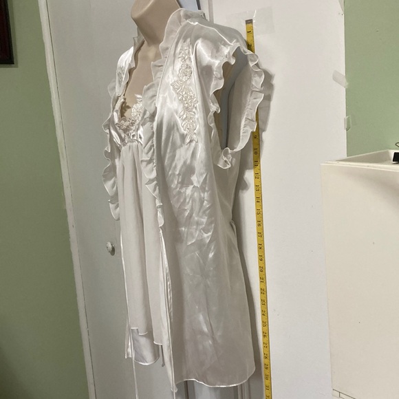 INTIMO DONATELLA Wedding Night Baby Doll Chemise and Robe 2 Piece Set Medium - Picture 10 of 16